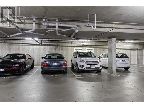 2760 Auburn Road Unit# 103 Lot# Lot 72, West Kelowna, BC - Indoor Photo Showing Garage