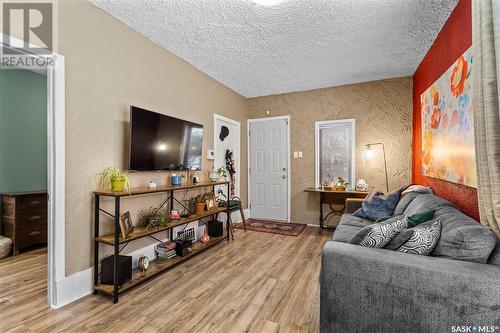 2231 Coy Avenue, Saskatoon, SK - Indoor Photo Showing Living Room