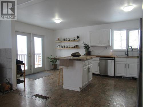 4909 55 Avenue, Pouce Coupe, BC - Indoor Photo Showing Kitchen