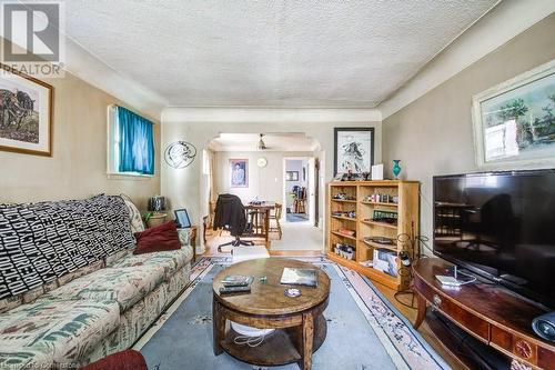 1121 Trafalgar Street, London, ON - Indoor Photo Showing Living Room