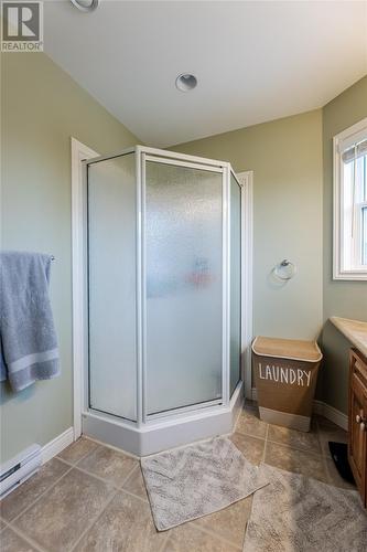 84 Hibbs Road, Conception Bay South, NL - Indoor Photo Showing Bathroom