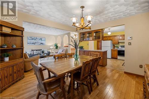 831 O'Brien Street, North Bay, ON - Indoor Photo Showing Dining Room