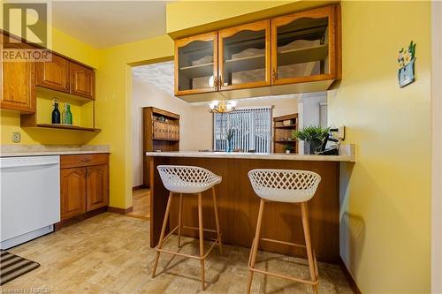 831 O'Brien Street, North Bay, ON - Indoor Photo Showing Kitchen