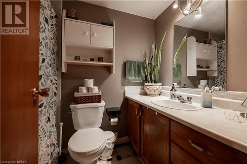 831 O'Brien Street, North Bay, ON - Indoor Photo Showing Bathroom