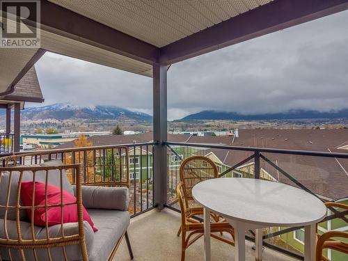 256 Hastings Avenue Unit# 411, Penticton, BC - Outdoor With Balcony With View With Exterior