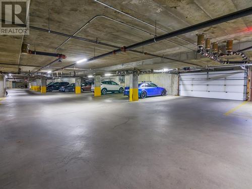 256 Hastings Avenue Unit# 411, Penticton, BC - Indoor Photo Showing Garage