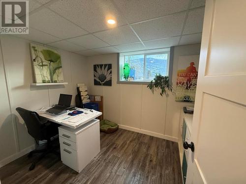 3416 8Th Avenue, Castlegar, BC - Indoor Photo Showing Office