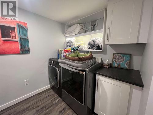 3416 8Th Avenue, Castlegar, BC - Indoor Photo Showing Laundry Room