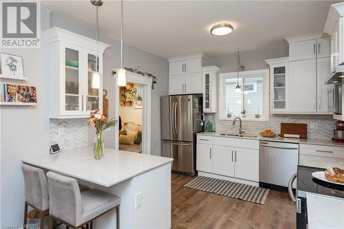 944 Copeland Street, North Bay, ON - Indoor Photo Showing Kitchen With Double Sink