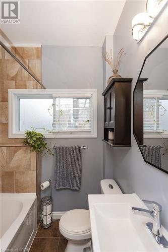 944 Copeland Street, North Bay, ON - Indoor Photo Showing Bathroom