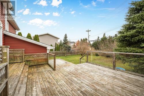 7 Horatio Close, Mount Pearl, NL - Outdoor With Deck Patio Veranda With Exterior