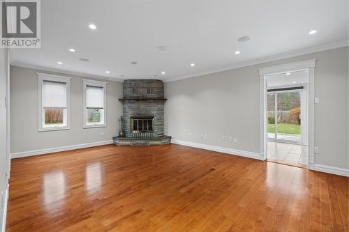 7 Horatio Close, Mount Pearl, NL - Indoor Photo Showing Living Room With Fireplace