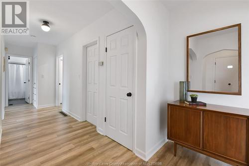 208 Robson Road, Leamington, ON - Indoor Photo Showing Other Room