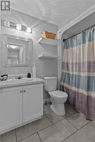 54 Great Eastern Avenue, St. John'S, NL - Indoor Photo Showing Bathroom