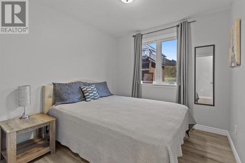 54 Great Eastern Avenue, St. John'S, NL - Indoor Photo Showing Bedroom