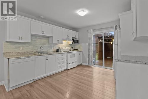 54 Great Eastern Avenue, St. John'S, NL - Indoor Photo Showing Kitchen