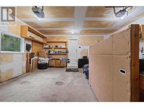 2565 Forest Drive, Blind Bay, BC - Indoor Photo Showing Garage