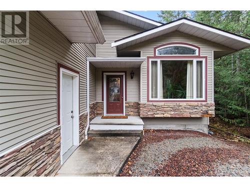 2565 Forest Drive, Blind Bay, BC - Outdoor