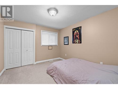 2565 Forest Drive, Blind Bay, BC - Indoor Photo Showing Bedroom