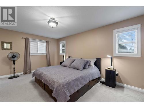 2565 Forest Drive, Blind Bay, BC - Indoor Photo Showing Bedroom