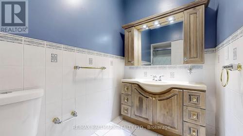 1144 Kos Boulevard, Mississauga, ON - Indoor Photo Showing Bathroom