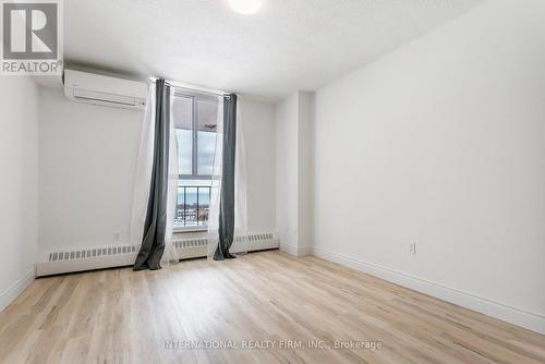 818 - 60 Southport Street, Toronto, ON - Indoor Photo Showing Other Room