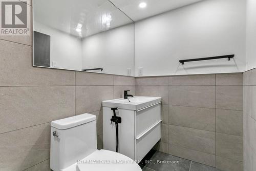 818 - 60 Southport Street, Toronto, ON - Indoor Photo Showing Bathroom