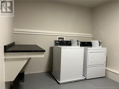 35 Barker Street, Saint John, NB - Indoor Photo Showing Laundry Room