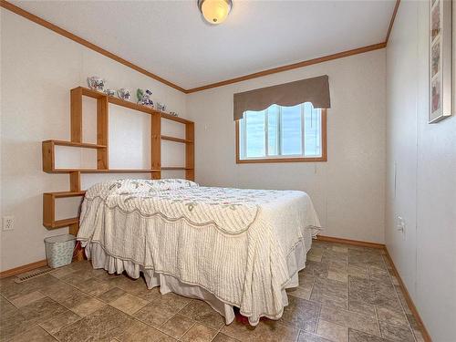 14 Robin Bay, Brandon, MB - Indoor Photo Showing Bedroom