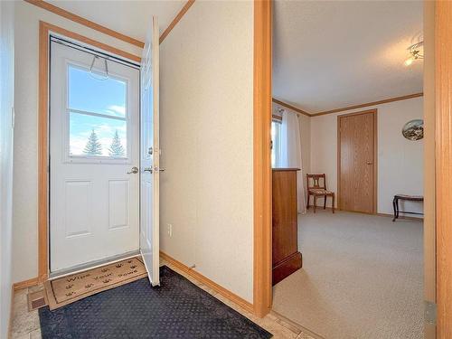 14 Robin Bay, Brandon, MB - Indoor Photo Showing Other Room