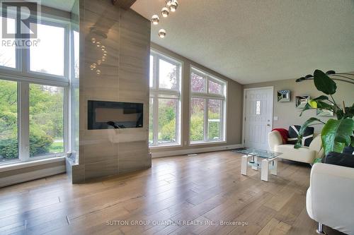 510 Alfred Street, Huron-Kinloss, ON - Indoor Photo Showing Living Room