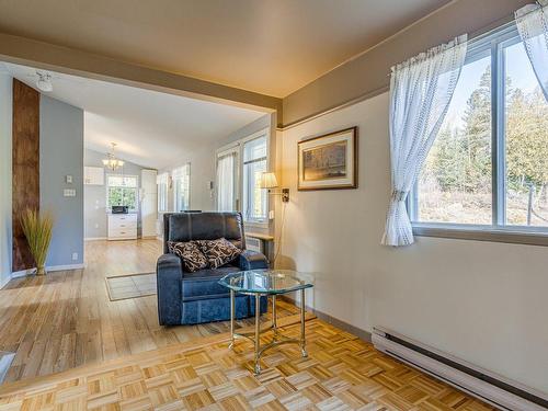 Vue d'ensemble - 620 5E Rang E., Chertsey, QC - Indoor Photo Showing Living Room