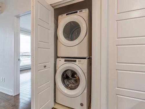 Salle de lavage - 12025 Av. De Poutrincourt, Montréal (Ahuntsic-Cartierville), QC - Indoor Photo Showing Laundry Room