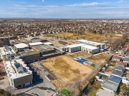 Aerial photo - 1-1705 Av. Barbe, Laval (Chomedey), QC - Outdoor With View