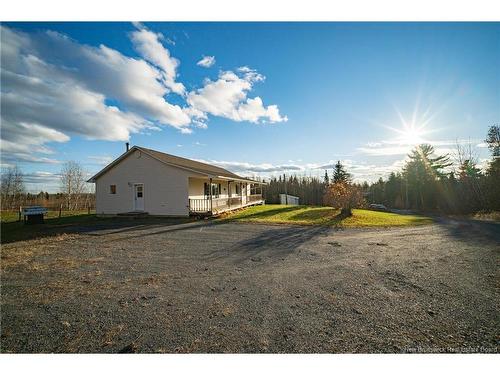 27 Mccoy St, Maugerville, NB 