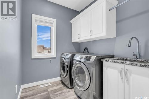 46 Country Crescent, Dundurn Rm No. 314, SK - Indoor Photo Showing Laundry Room