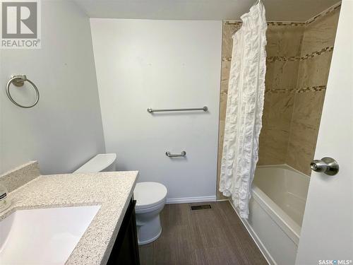 42 Cedar Meadow Drive, Regina, SK - Indoor Photo Showing Bathroom