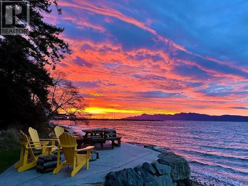 6948 Victoria Street, Powell River, BC - Outdoor With Body Of Water With View