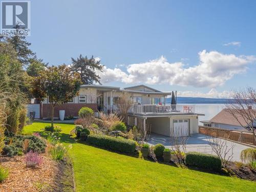 6948 Victoria Street, Powell River, BC - Outdoor With Deck Patio Veranda