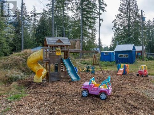 9958 Serendipity Road, Powell River, BC 