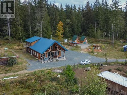 9958 Serendipity Road, Powell River, BC 