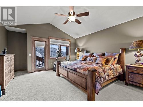 5040 Valley Drive Unit# 6, Sun Peaks, BC - Indoor Photo Showing Bedroom