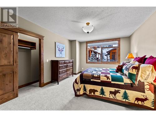 5040 Valley Drive Unit# 6, Sun Peaks, BC - Indoor Photo Showing Bedroom