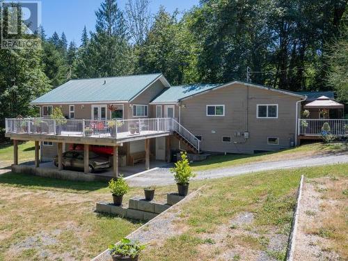 5930 Mowat Ave, Powell River, BC - Outdoor With Deck Patio Veranda