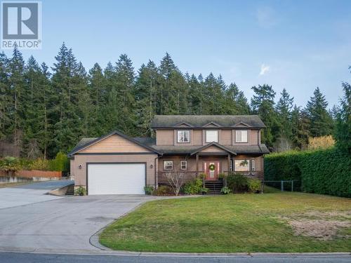 3378 Yew Kwum Place, Powell River, BC - Outdoor With Facade