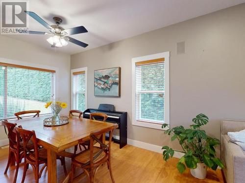 3378 Yew Kwum Place, Powell River, BC - Indoor Photo Showing Dining Room