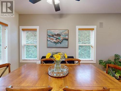 3378 Yew Kwum Place, Powell River, BC - Indoor Photo Showing Dining Room