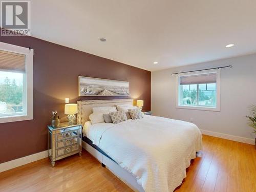 3378 Yew Kwum Place, Powell River, BC - Indoor Photo Showing Bedroom