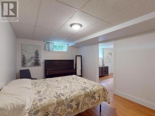 3378 Yew Kwum Place, Powell River, BC - Indoor Photo Showing Bedroom