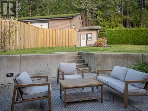 3378 Yew Kwum Place, Powell River, BC - Outdoor With Deck Patio Veranda